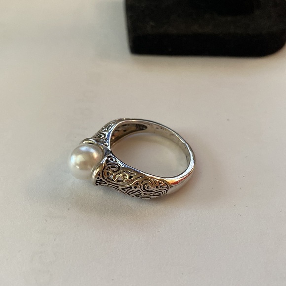 Silver Plated filigree Ring with Faux Pearl NWOT - Picture 2 of 5